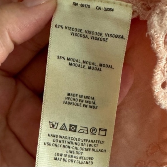 Anthropologie Vanessa Virginia Sadie Peach Coral Eyelet Sleeveless Top Size 0 - Picture 8 of 8